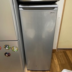 今週末まで！値引きアビラックス冷凍庫107L  前開き