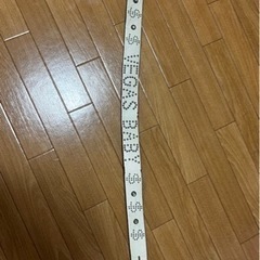 HTC エイチティーシー スタッズベルト オフホワイト