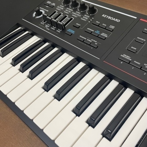 Roland JUNO-DS61 シンセサイザー