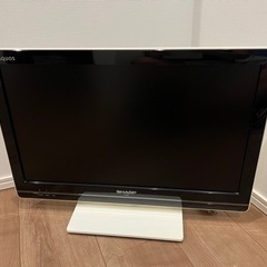 シャープ　AQUOS LC22K5    22型テレビ