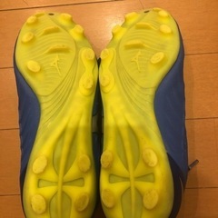 サッカー　スパイクの画像