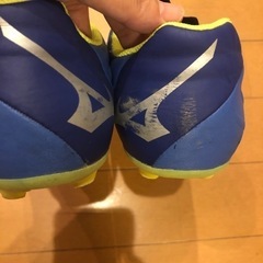 サッカー　スパイクの画像