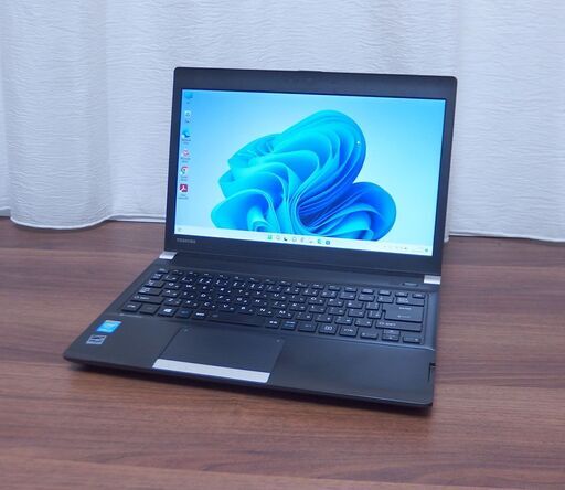 東芝 dynabook R734/M  i5/8GB/SSD256GB