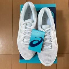 アシックス　レーザービーム　1154A022 24.5cm
