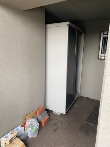 タクボ物置　まぁまぁ美品　北九州　小倉南区　鍵一つ　物置