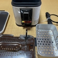 電気フライヤー(未使用中古品)の画像