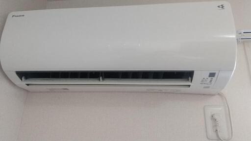 お取引中になりました❗️現状販売品❗️ダイキンエアコン8畳～12畳用