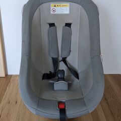 ★０円★TAKATA　チャイルドシート ライトグレー