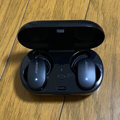 Bose QuietComfort Earbuds 完全ワイヤレスイヤホン ノイズキャンセリング Bluetooth 接続 マイク付 最長6時間+12時間 再生 タッチ操作 防滴 トリプルブラック ワイヤレス充電対応の画像