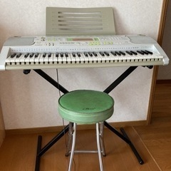 カシオLK202 中古　キーボード　マイク椅子説明書楽譜カバース...