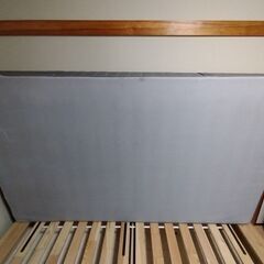 IKEA　マンダール　ベッドフレーム　セミダブルの画像