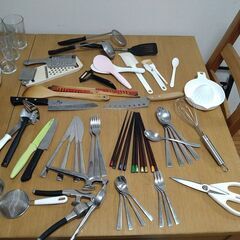 【引き取り先決定】キッチン用品及び食器差し上げますの画像