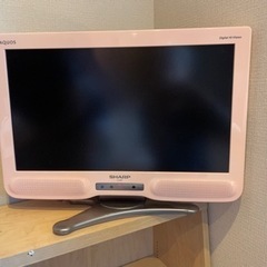 テレビ　ピンク色