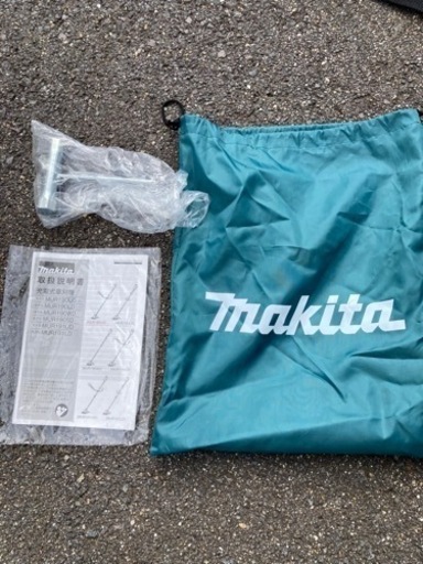 【決定】makita 充電式草刈機 MUR190UD バッテリー付き