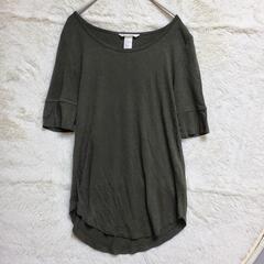 H＆M   美品　ストレッチ　レーヨン　深緑トップス