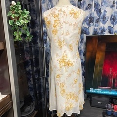 現金手渡し希望です❗️VOIR 新品Lサイズ日本製ブティック品の画像