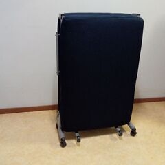 折り畳みベッド　セミシングルサイズの画像