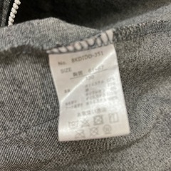 中古　ikka イッカ　ジャージコンビパーカー　130の画像