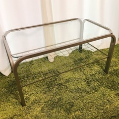 ガラステーブル　棚付き