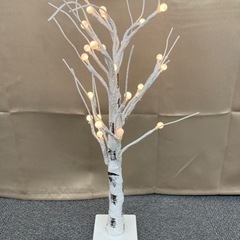 クリスマスにピッタリ！ニトリLEDツリー シラカバ 60cmの画像