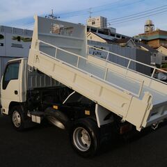 エルフ　2ｔ　高床　荷台塗装済み　１年車検付の画像