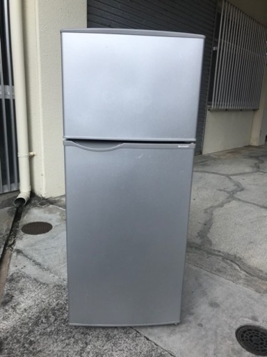 冷蔵庫　SHARP 2015年製