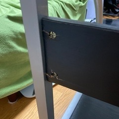 パソコンデスクの画像