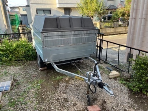 カーゴトレーラー