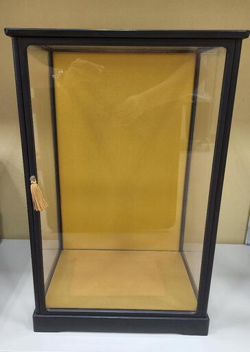 中古◆人形ケース ガラスケース ショーケース ディスプレイ 展示 インテリア 飾置 美術品 木枠 高級感あり！