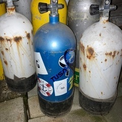※珍　スキューバーダイビング用　酸素ボンベ差し上げますの画像