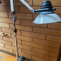 インテリア照明　無料であげます
