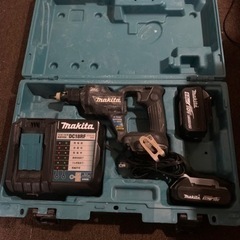 Makita スクリュードライバ FS600D バッテリー2個付き