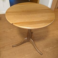 IKEA（イケア） DALOM 一脚 カフェテーブルの画像