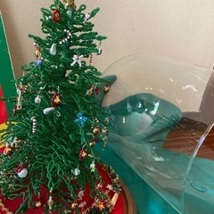 未完成品　ガラスドーム付きビーズのXmasツリーの画像