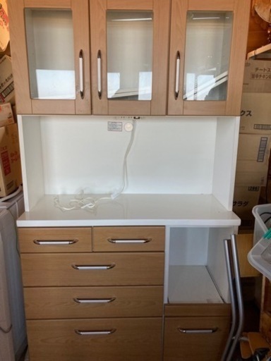 （お話し中）食器棚　キッチンボード