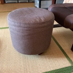 スツール