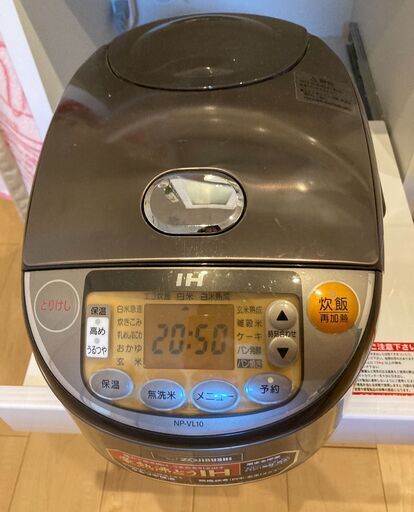 取引中【2015年購入】象印5.5合炊飯器【NP-VL10】