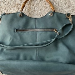 ショルダー付きバッグの画像