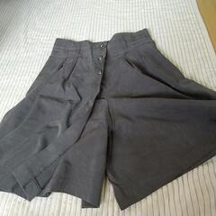 【お値下げ】キュロットスカート ベスト上下セットの画像