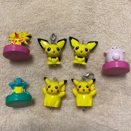 レトロ。レア。昔のポケモン。キーホルダー。スタンプ