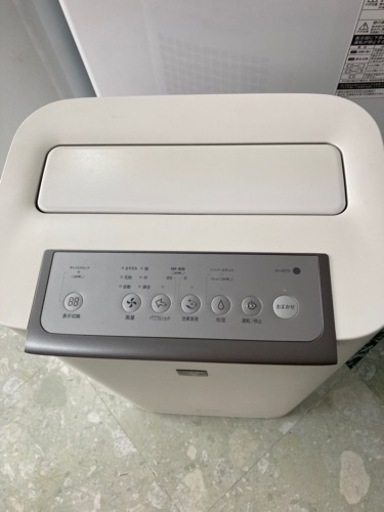 シャープ 加湿空気清浄機 ホワイト系 2018年製 KI-HS70-W リサイクルショップ宮崎屋住吉店22.9.28F