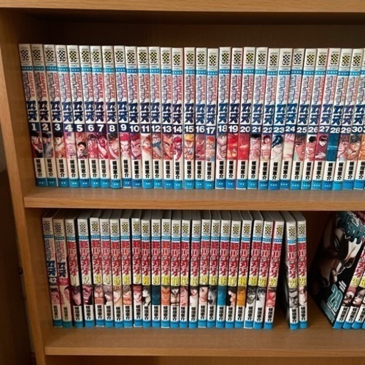 漫画本 +本棚