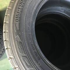 中古スタッドレス【バリ山】　DUNLOP　215/65R16　4本セットの画像