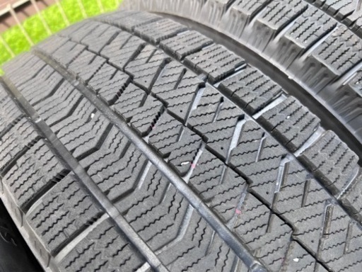 215/65R16 ブリヂストン VRX2 スタッドレス 溝有り4本 アルファード ヴェルファイア エスティマ 他 ブリザック 