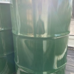 値下げ！8000円→6000円【呉西なら配送無料！残り3個】ポリタンク約10缶分　再生ドラム缶の画像