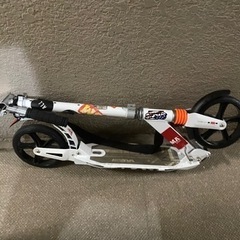 0円 キックボード 一部破損 10月1日引渡