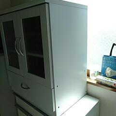 食器棚小さいやつ1〜2人用
