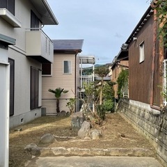 庭木の剪定、伐採、抜根、草刈り、植栽工事などなどお任せください。 - 大東市
