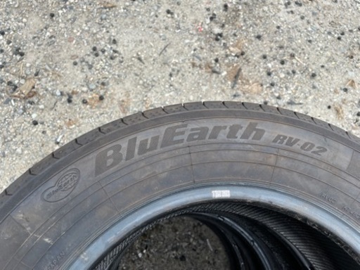 2020年製ヨコハマブルーアースRV-02　195/65R15　4本