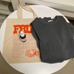 marks&webのマスクスプレーとFruit of the Loomのトートの画像